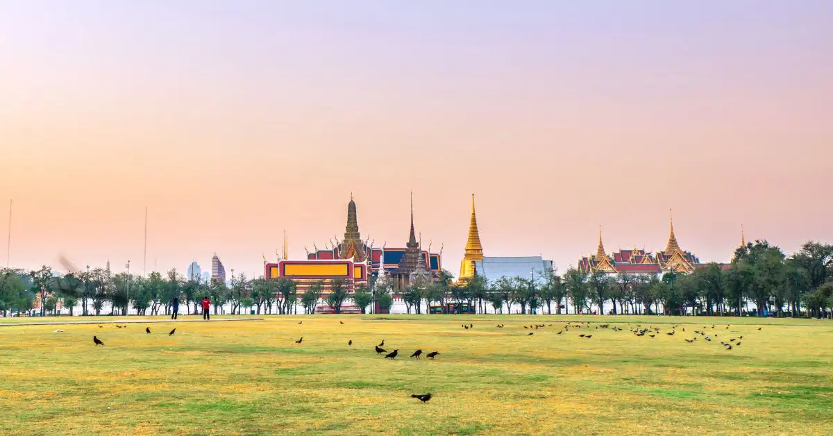 โรงแรมใกล้สนามหลวง