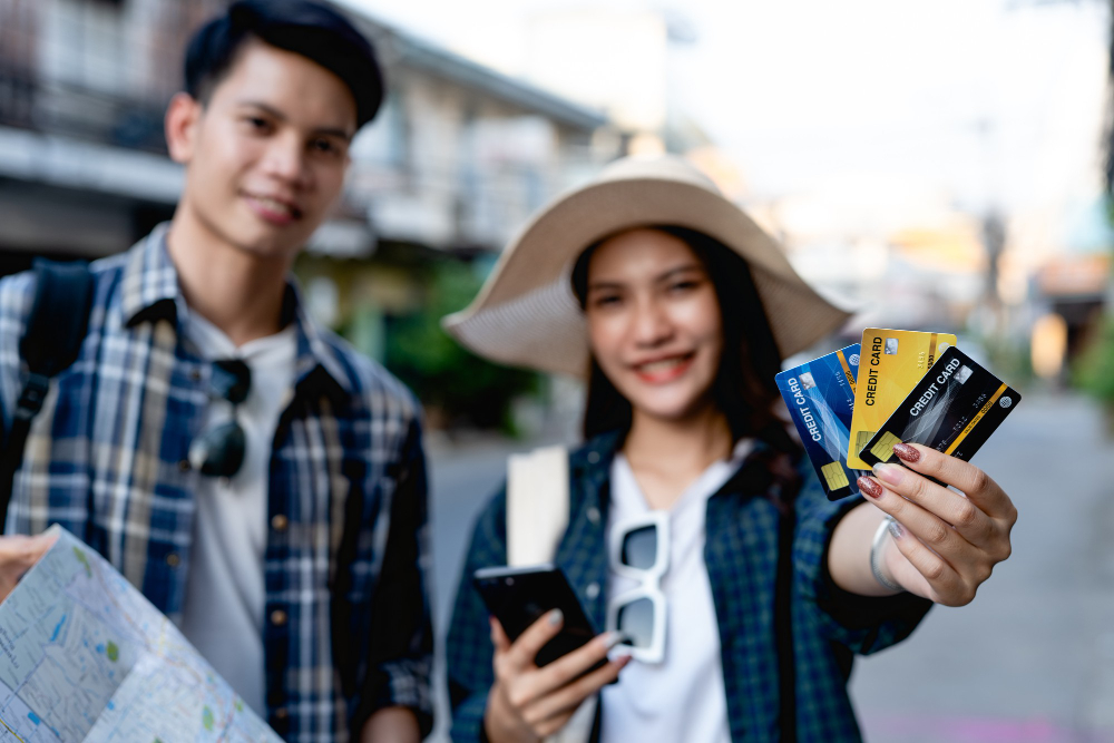 บัตรเครดิตทั่วไป vs บัตร Travel Card