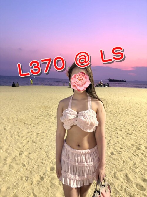 1821286